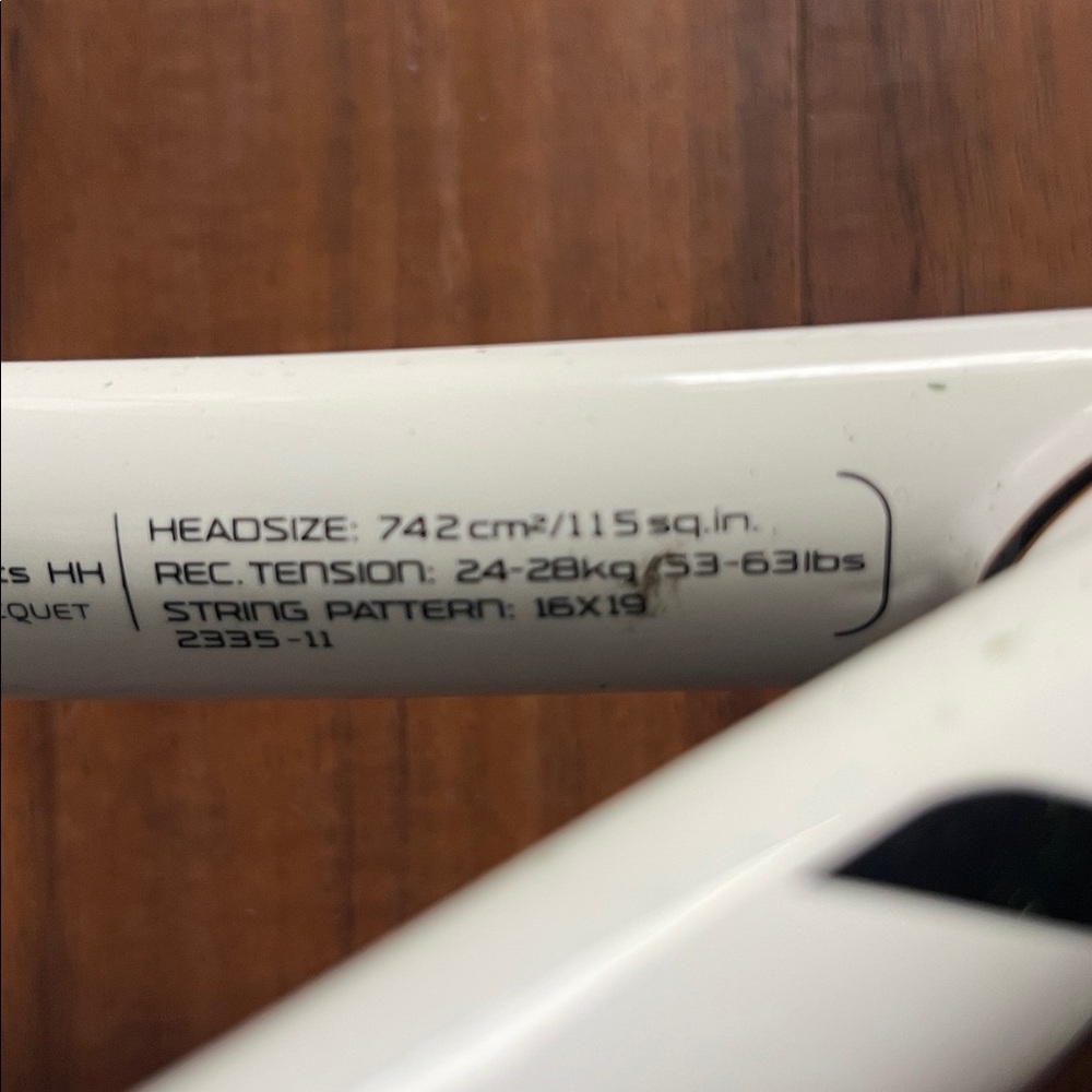 Wilson Stratus Three BLX Tennis Racket/ Racquet/ Raquet - Picture 7 of 11